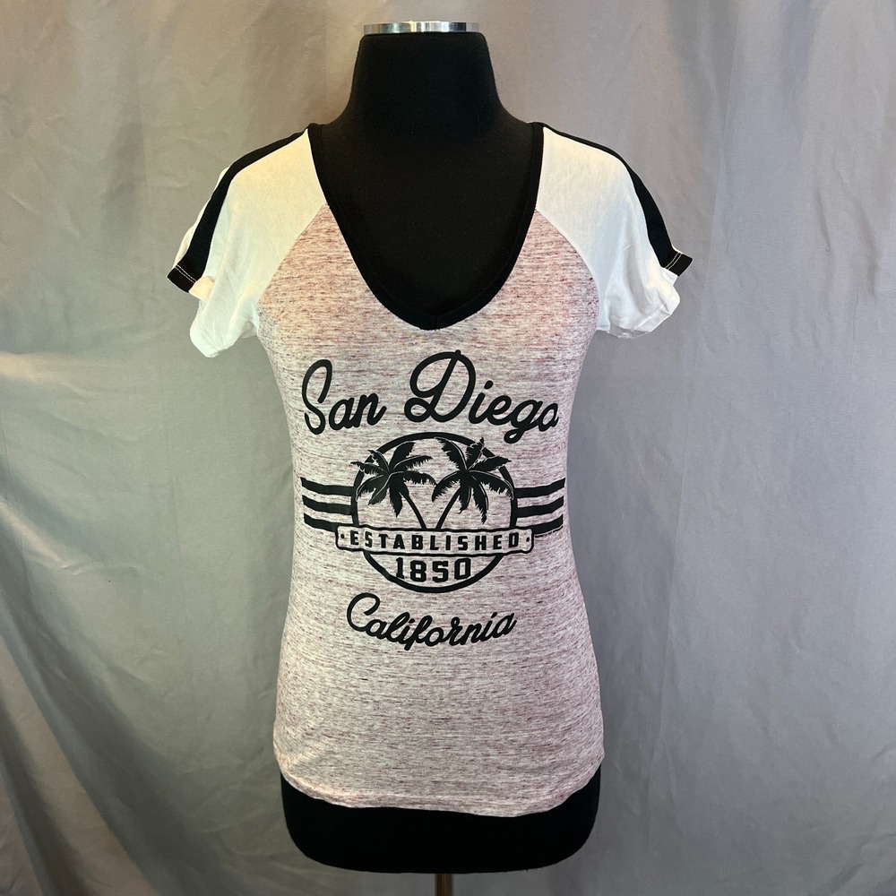 Exist T Shirt Womens M Multicolor San Diego California Print V Neck Cap Sleeve